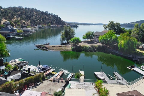 Photo of 12953 Lakeshore DR, Clearlake, CA 95422 (MLS # LC26187133)