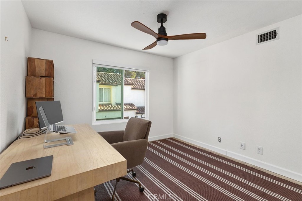 Newport North Townhomes (NNTH) - Residential