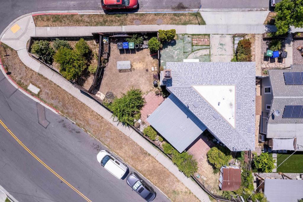 4643 Cherokee Avenue
