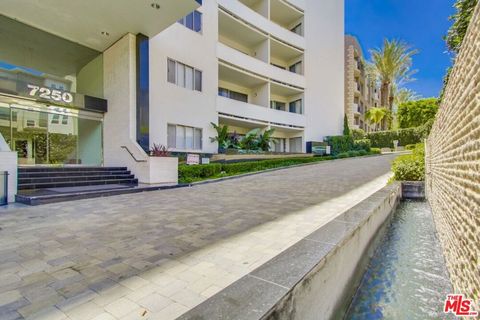 Photo of 7250 Franklin Avenue #1207, Los Angeles, CA 90046 (MLS # 26667597)