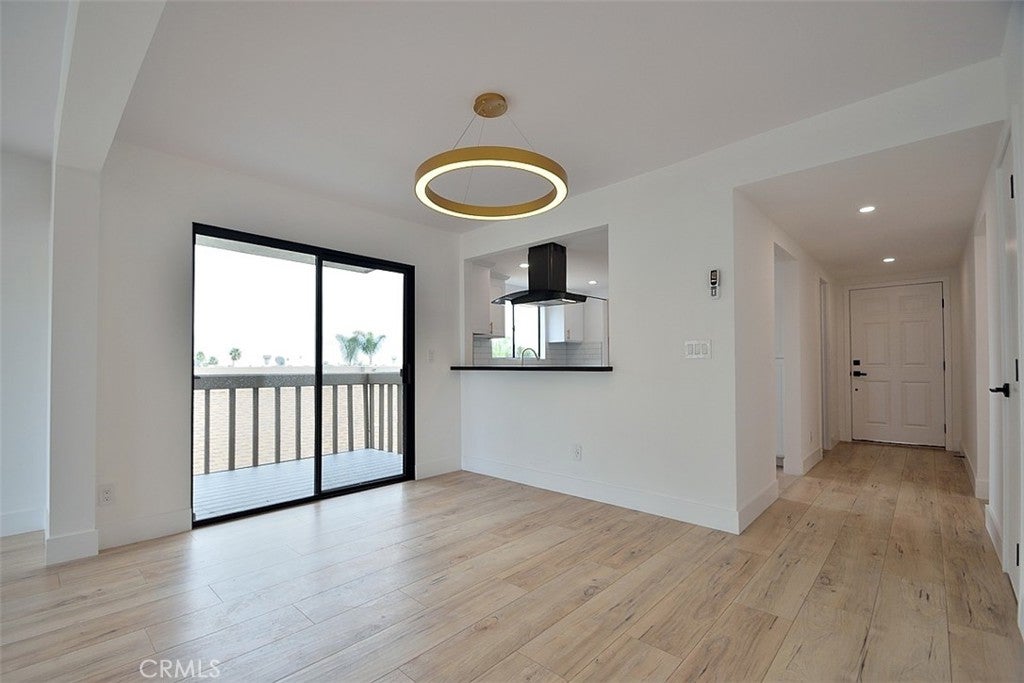 1447 Manhattan Beach Boulevard E