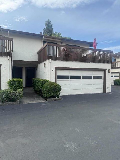 Photo of 1430 Gordon Street #G, Redwood City, CA 94061 (MLS # ML82044429)