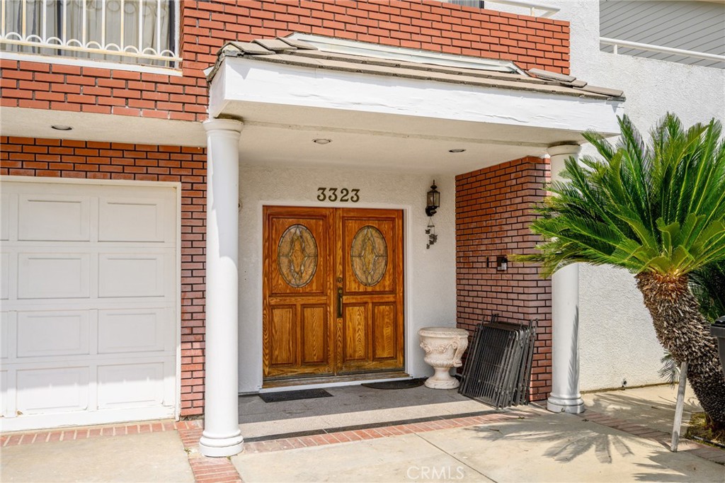 3323 Barnes Circle