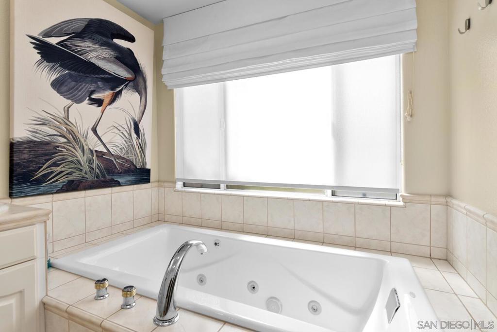 La Costa - Residential Lease