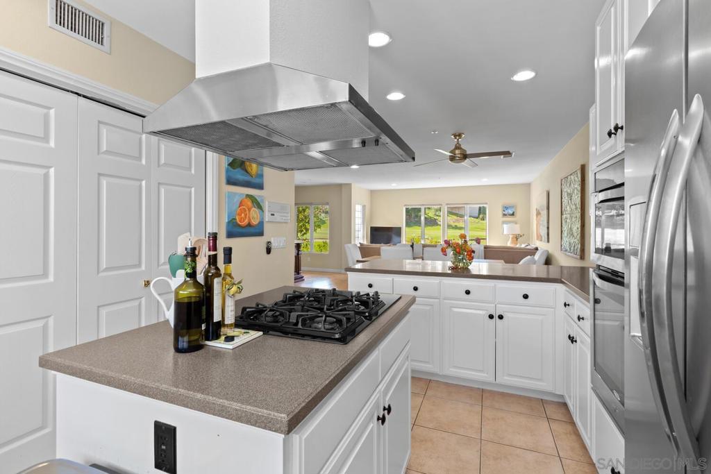 La Costa - Residential Lease