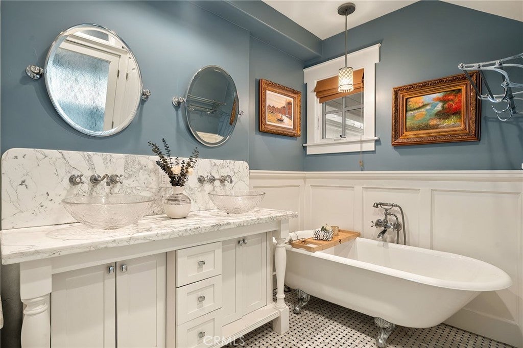 713 Larkspur Avenue, Corona Del Mar CA 92625 - Photo 22