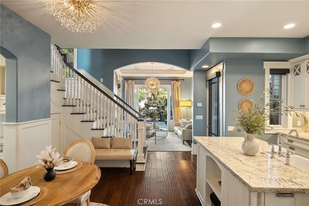 713 Larkspur Avenue, Corona Del Mar CA 92625 - Photo 13