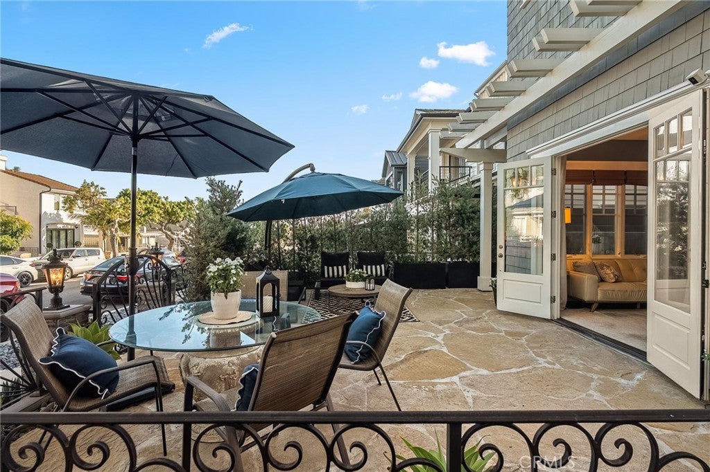 713 Larkspur Avenue, Corona Del Mar CA 92625 - Photo 7