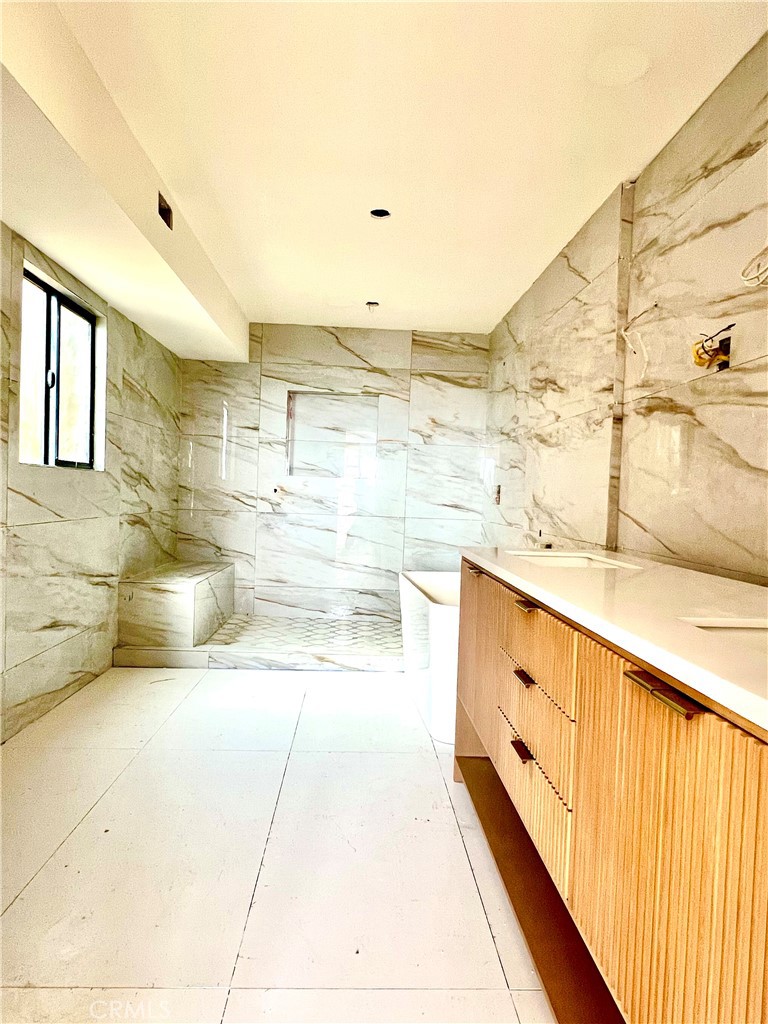 Top Of The World (TOW) - Residential