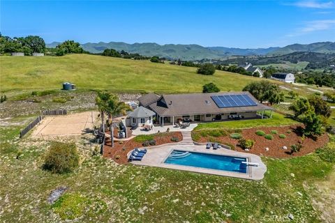 225 Pioneer Cir Arroyo Grande CA 93420