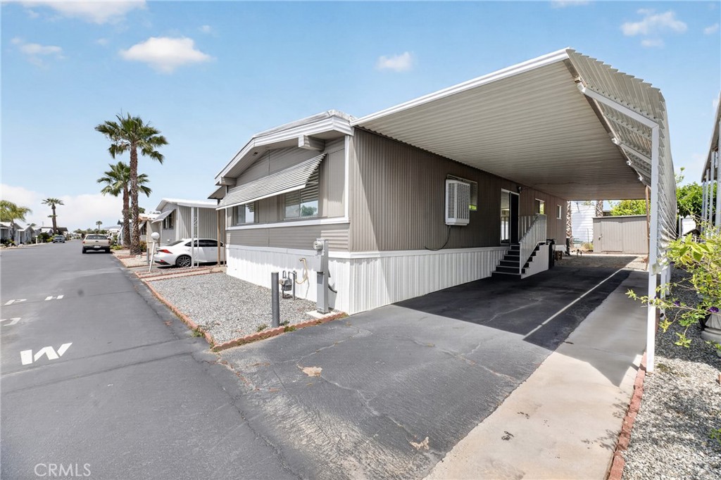 725 W THORNTON Avenue 139
