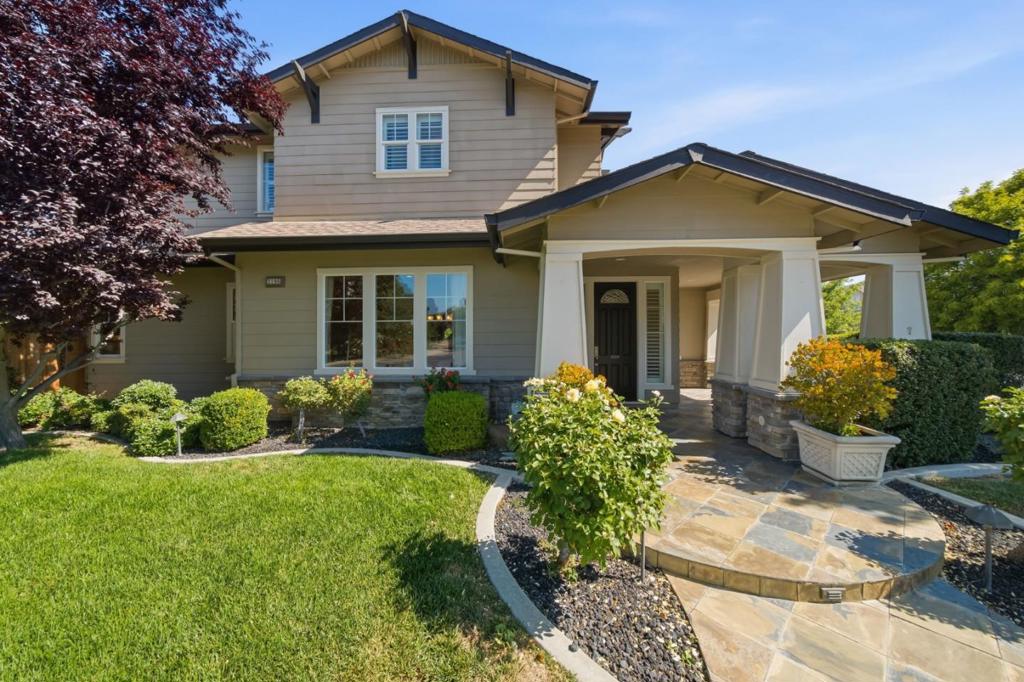 2198 Cabernet Way