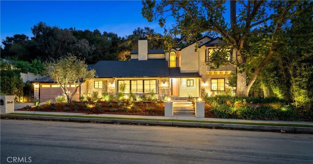 3847 Royal Woods Drive