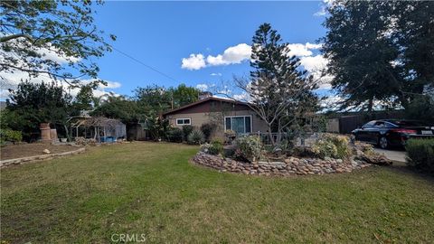 Photo of 546 Griswold Avenue, San Fernando, CA 91340 (MLS # PF26039160)