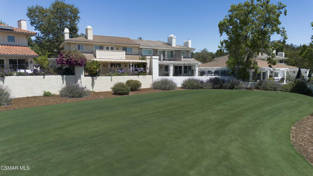 1725 Royal Saint George Drive