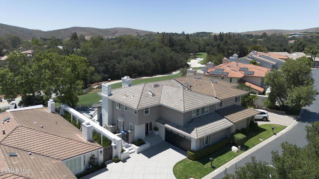1725 Royal Saint George Drive
