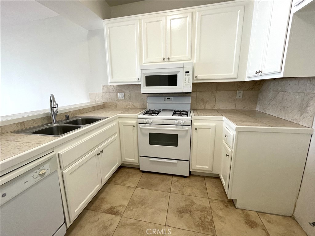 Downtown (DT) - Residential Lease