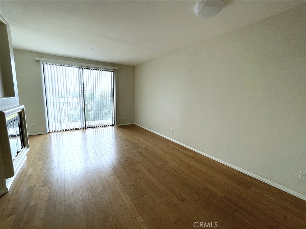 Downtown (DT) - Residential Lease