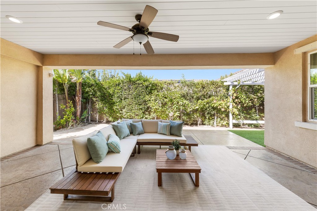 Larkspur - Residential