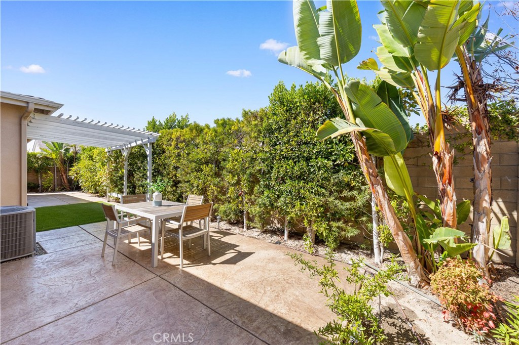Larkspur - Residential