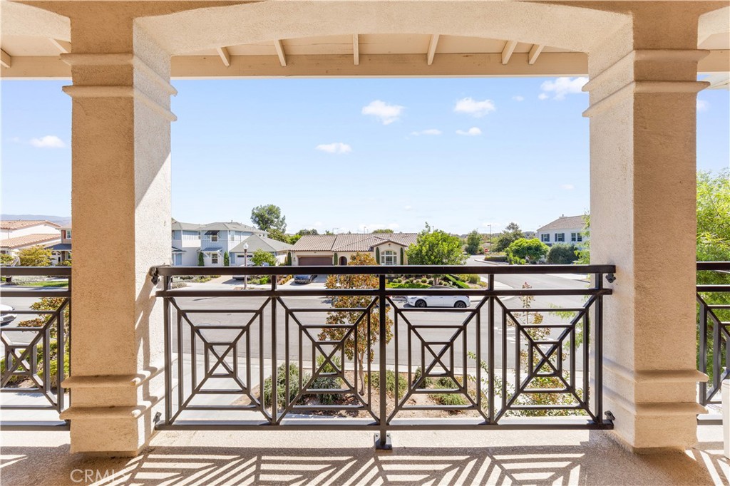 Larkspur - Residential