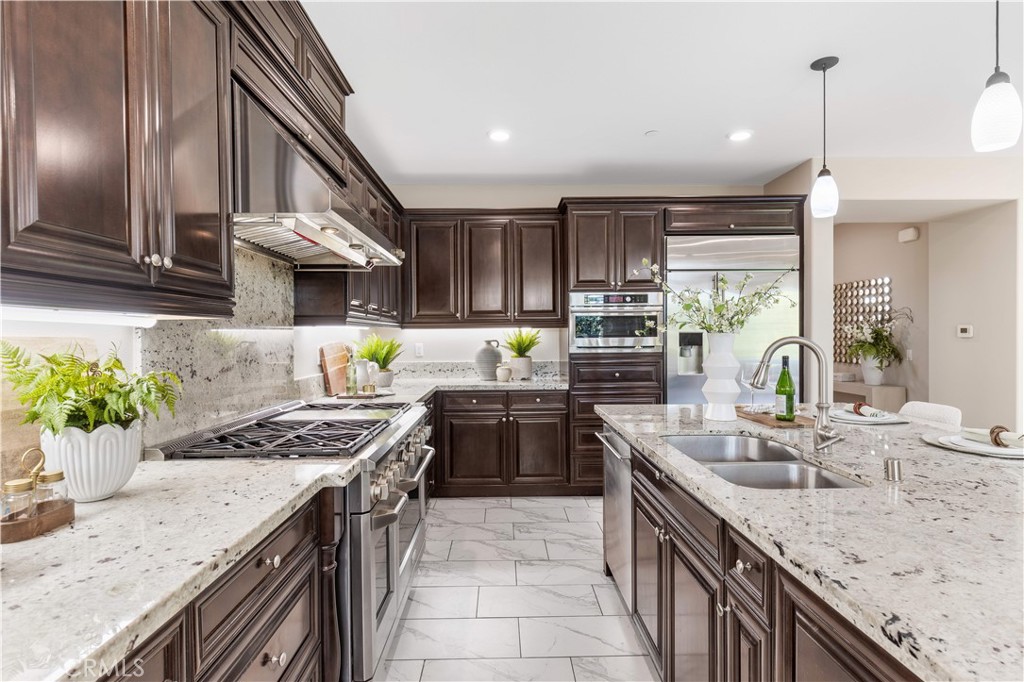 Larkspur - Residential