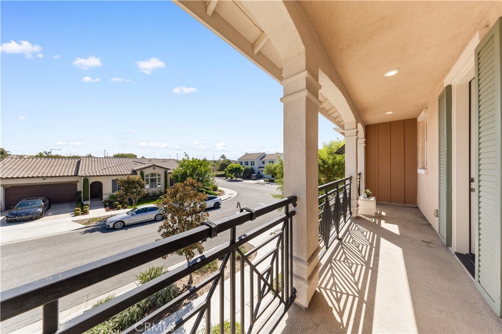 Larkspur - Residential