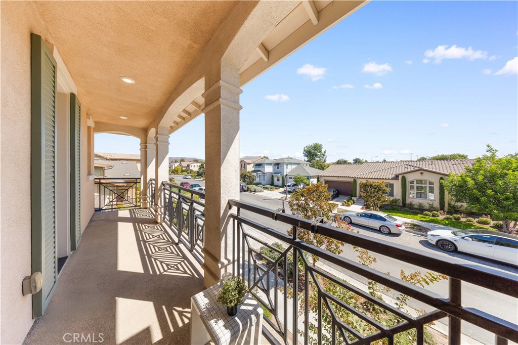 Larkspur - Residential