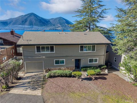 Photo of 3874 Oakmont Dr, Clearlake, CA 95422 (MLS # LC26014946)