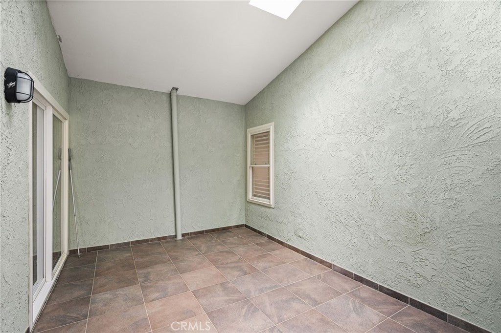 7 Atlanta, Irvine CA 92620 - Photo 11