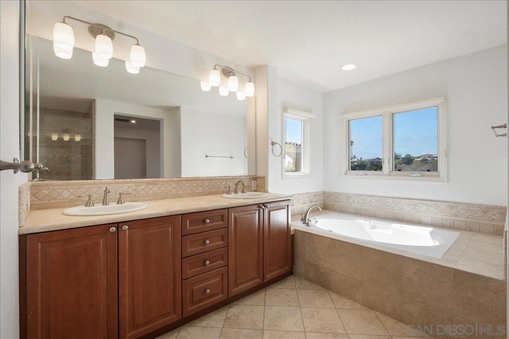 La Jolla - Residential Lease