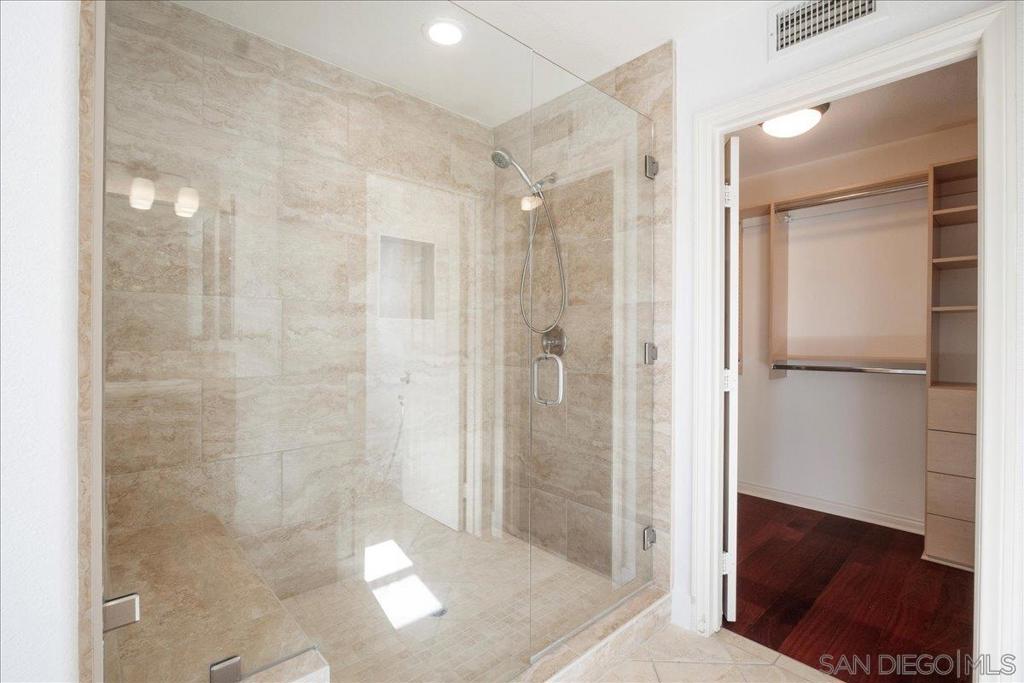 La Jolla - Residential Lease