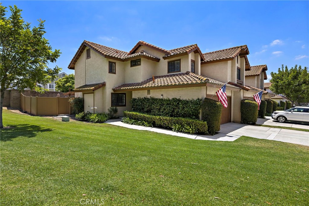 990 La Paz Road 49