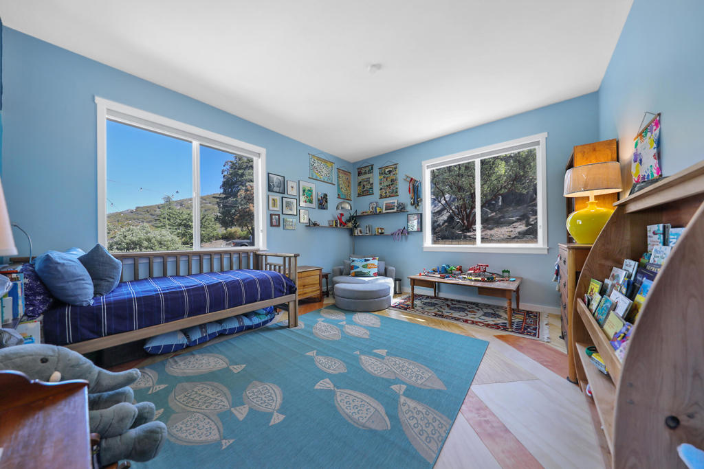 Spring Crest - Residential