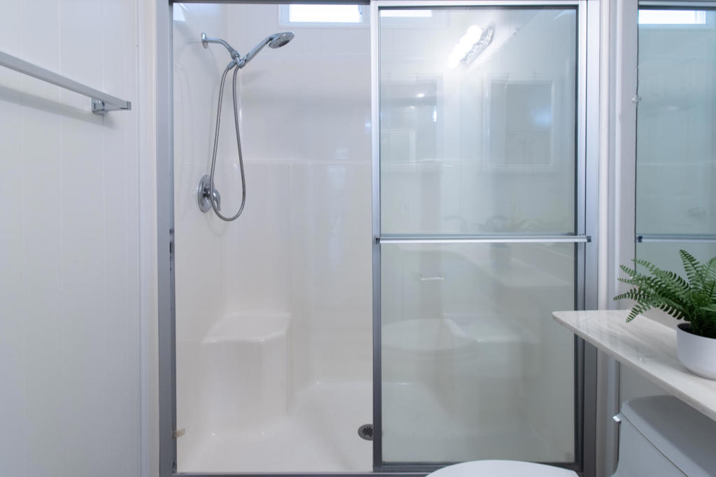 Desert Sands Mobile - Manufactured In Park