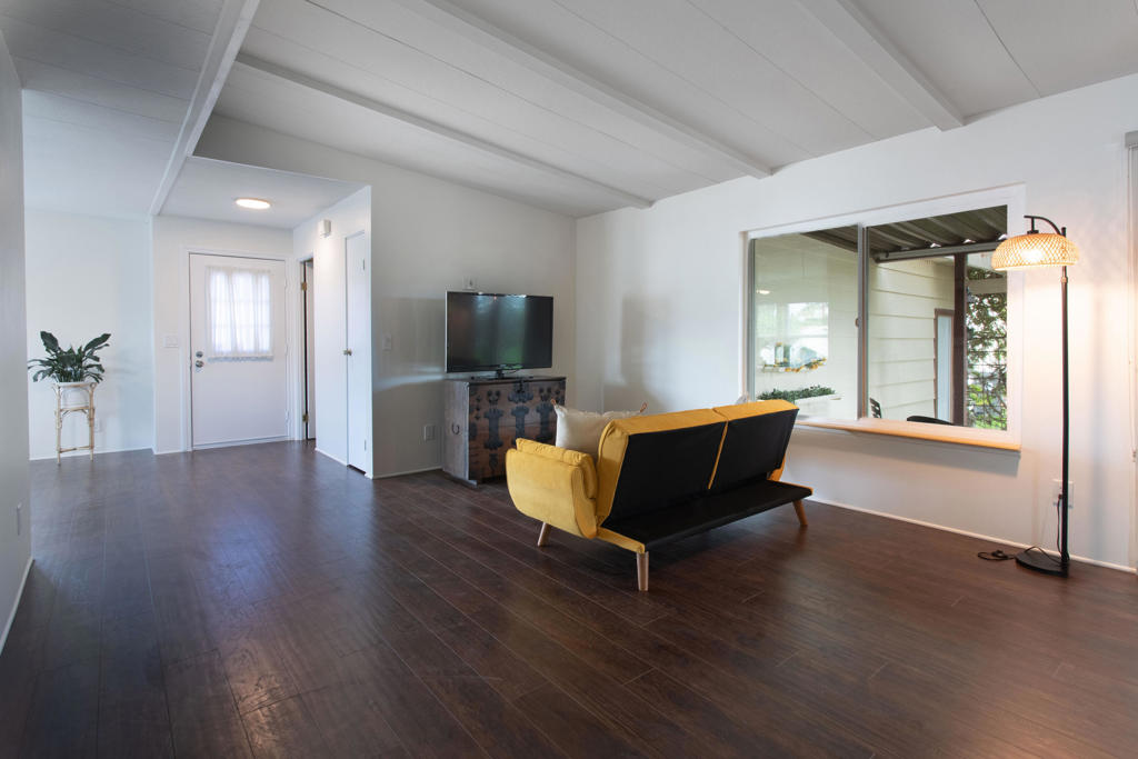 Desert Sands Mobile - Manufactured In Park