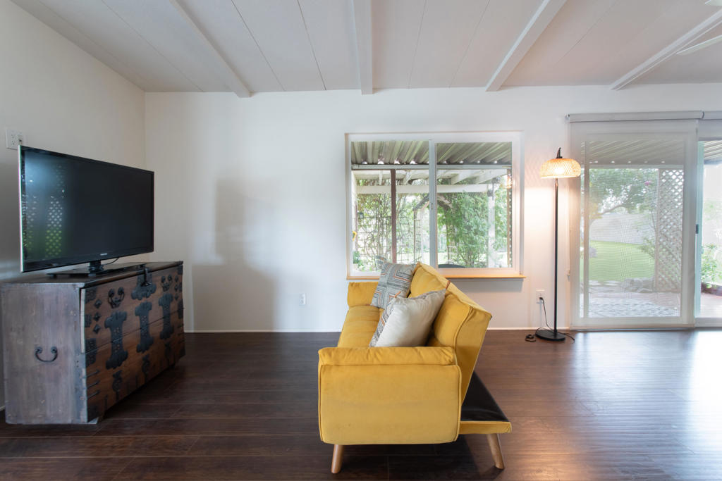 Desert Sands Mobile - Manufactured In Park