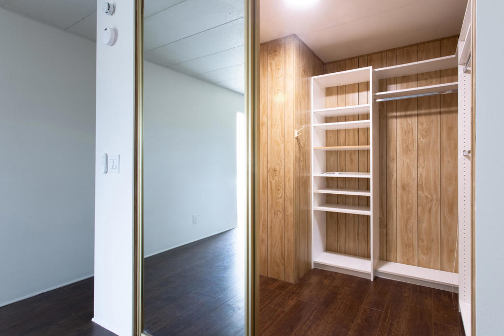 Desert Sands Mobile - Manufactured In Park