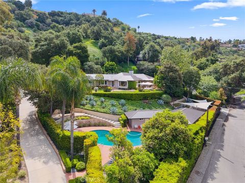 3818 Hollyline Avenue Sherman Oaks CA 91423
