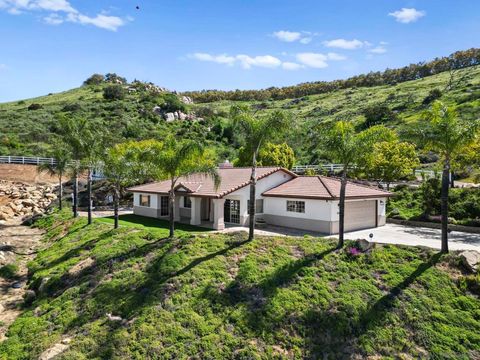 13966 Avenida Del Charro El Cajon CA 92021