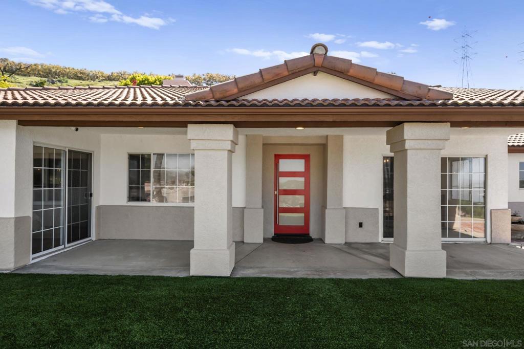 13966 Avenida Del Charro