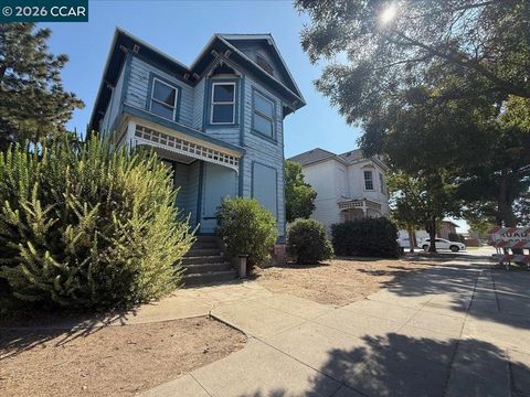 Photo of 151 S 3Rd Ave Ave, Oakdale, CA 95361 (MLS # 41134320)