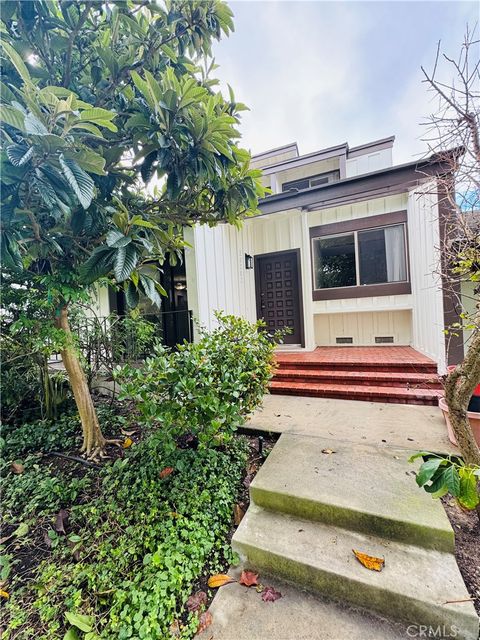 Photo of 28202 Ridgepoint Court, Rancho Palos Verdes, CA 90275 (MLS # NP25260798)