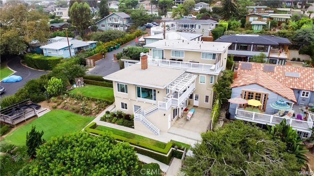 Laguna Royale (LAR) - Residential Lease