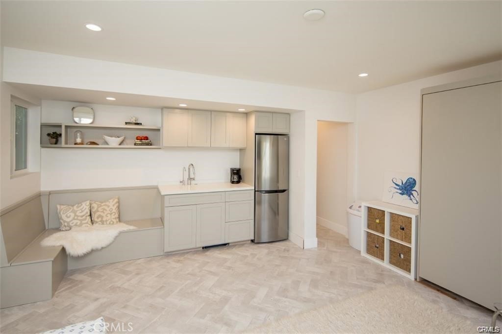 Laguna Royale (LAR) - Residential Lease