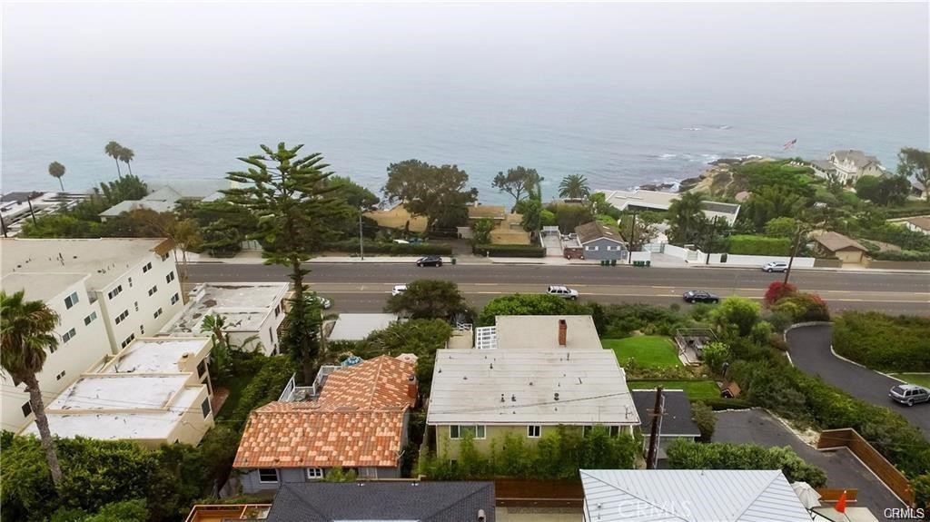 Laguna Royale (LAR) - Residential Lease