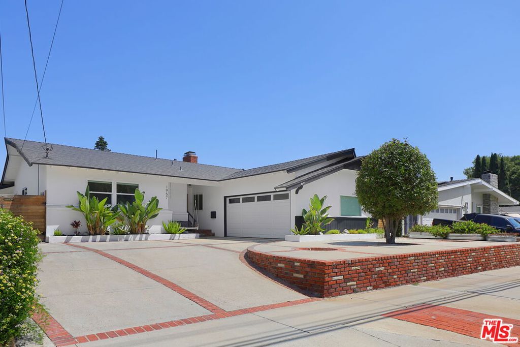 1957 Redondela Drive