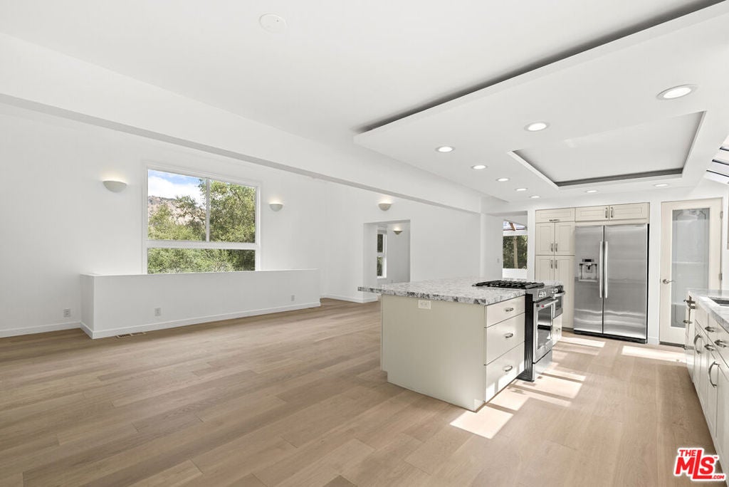 11 Bridle Lane