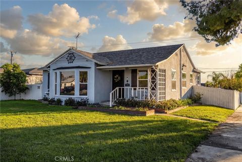 Photo of 806 E I, Ontario, CA 91764 (MLS # TR26045934)