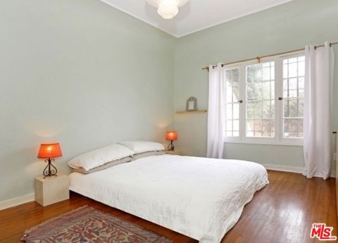 Tiny photo for 1122 S Hayworth Avenue, Los Angeles, CA 90035 (MLS # 25626599)